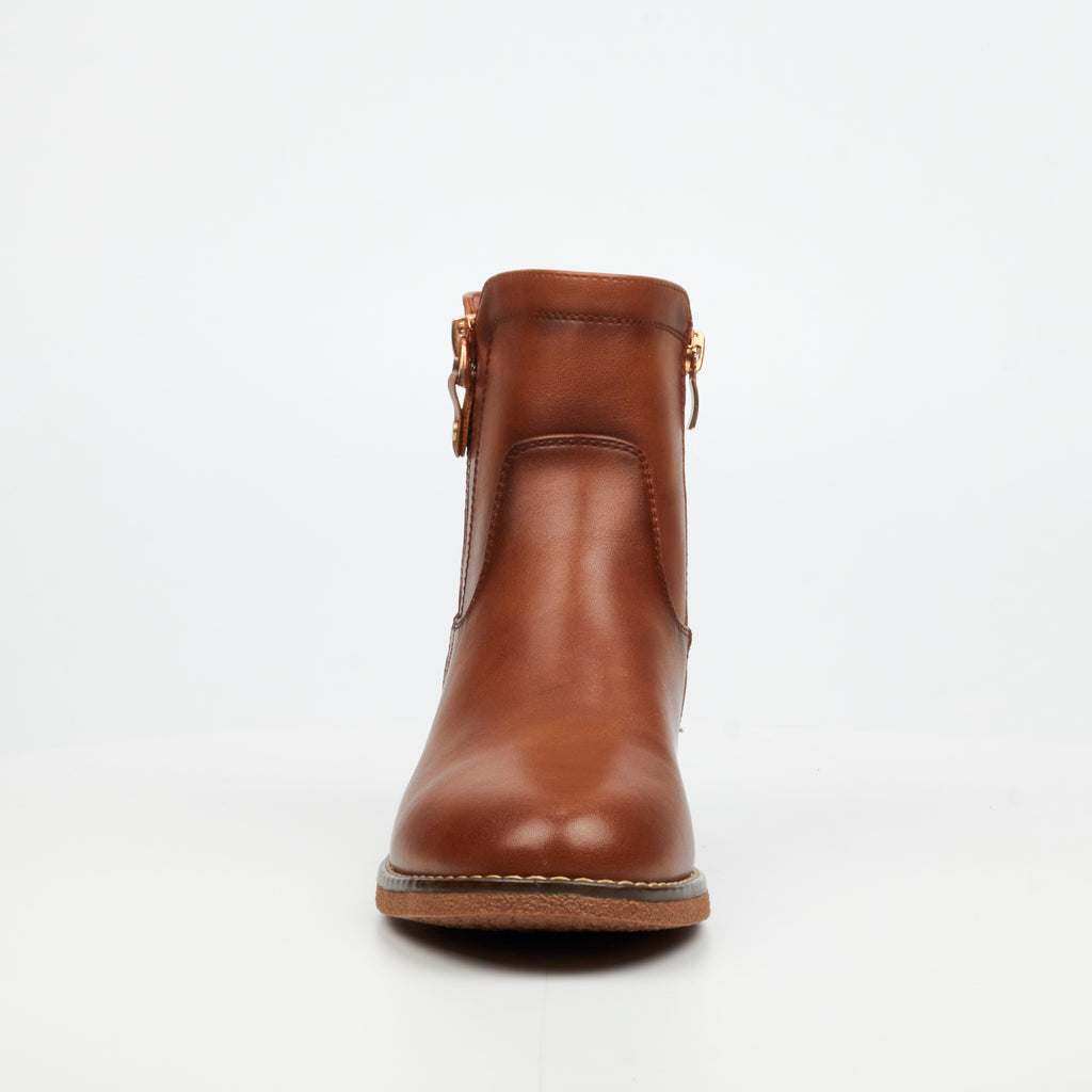Butterfly Ladies Celeste 8 Short Boots