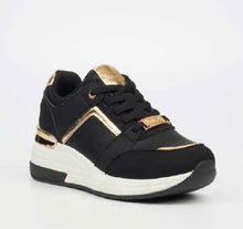 Load image into Gallery viewer, Butterfly Ladies Empire 1 Sneaker/Tekkie

