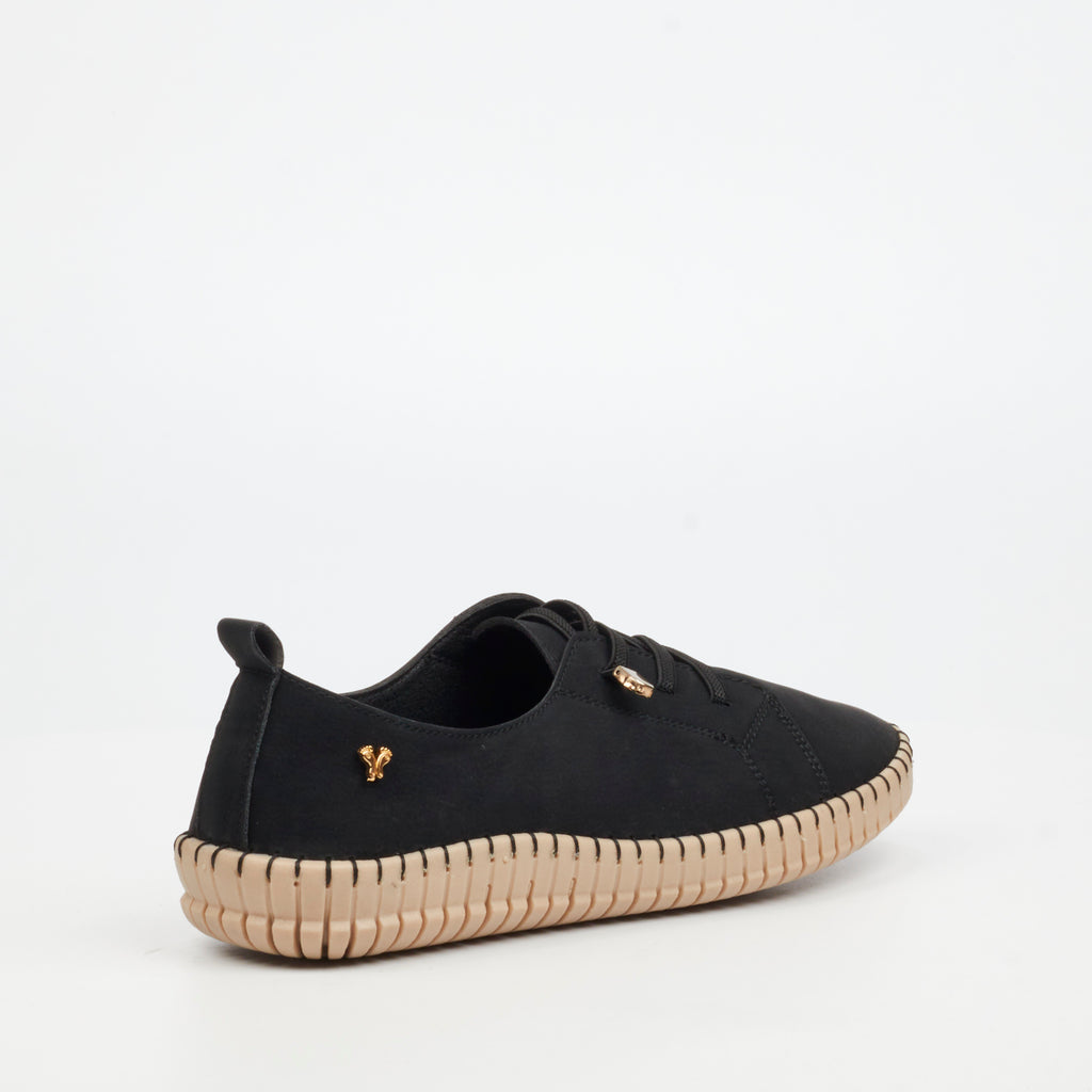 Butterfly Ladies Dayna 1 Faux Leather Shoe
