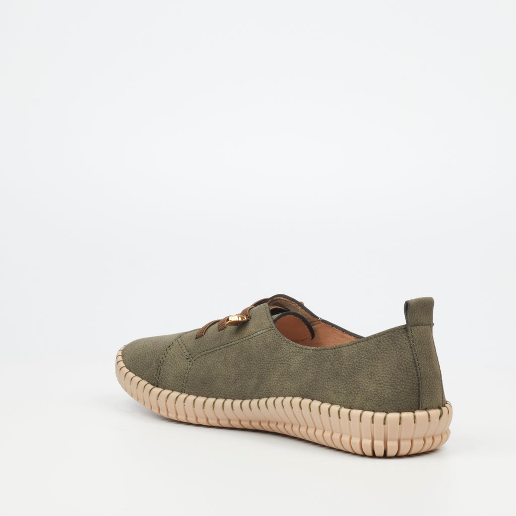 Butterfly Ladies Dayna 1 Faux Leather Shoe