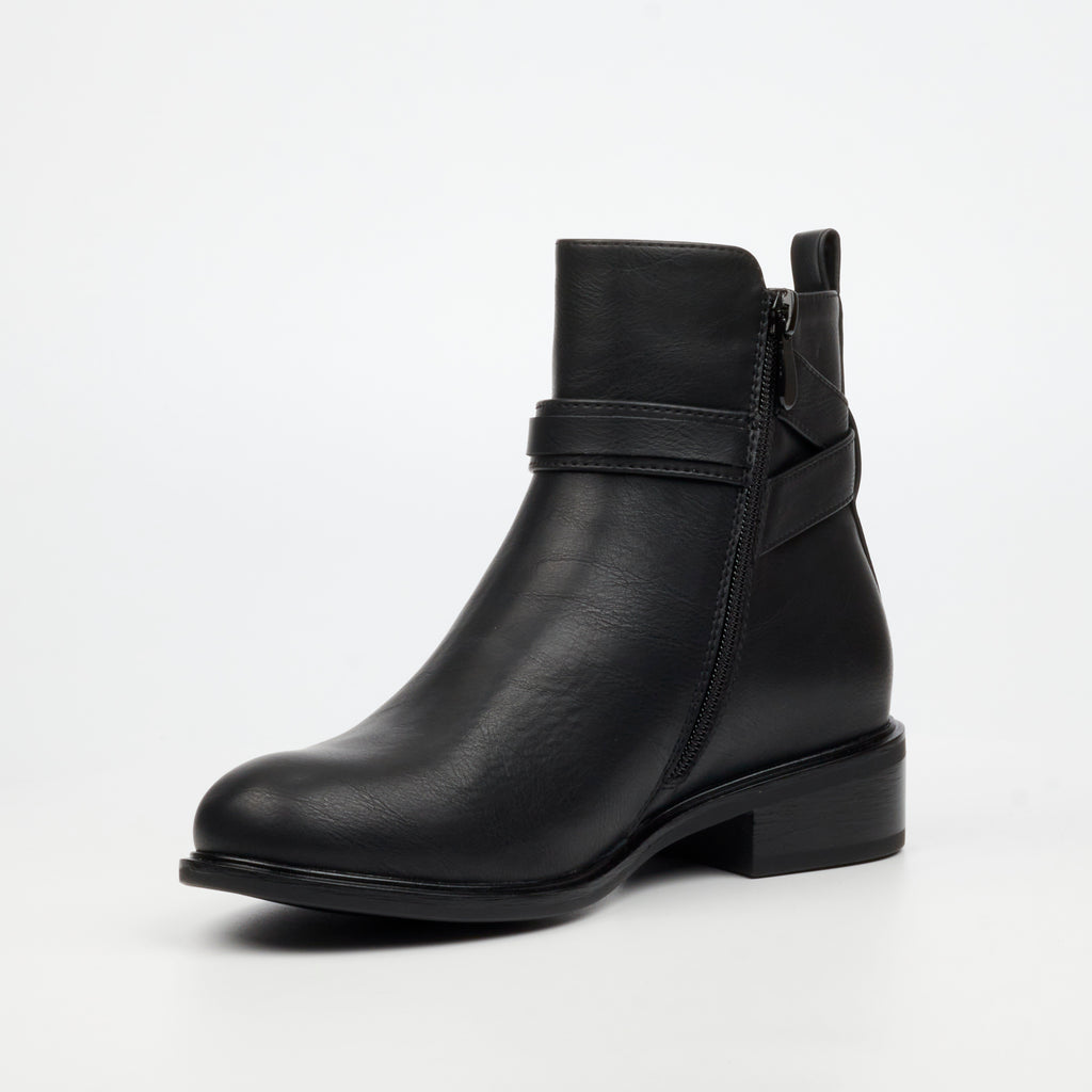 Butterfly Ladies Huda 23 Faux Leather Ankle Boot