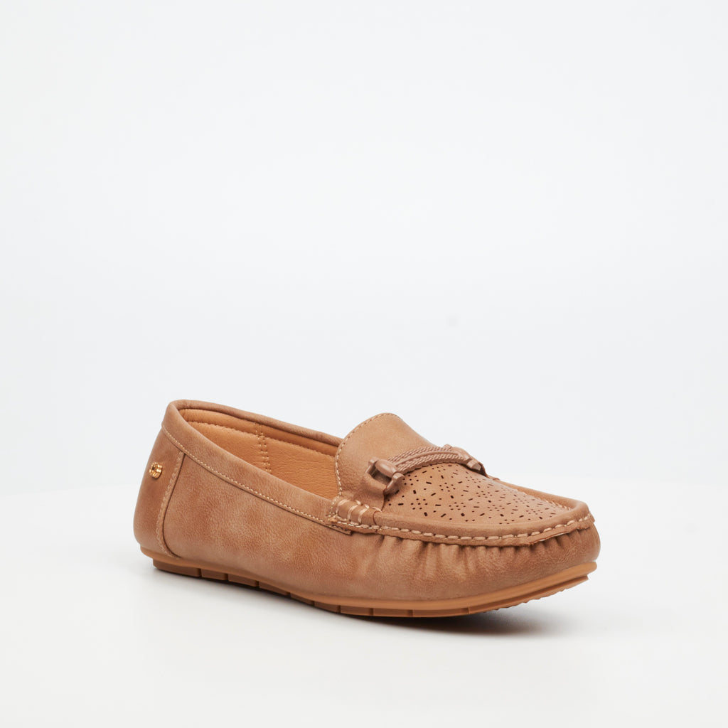 Butterfly Ladies Porto 1 Faux Leather Pump