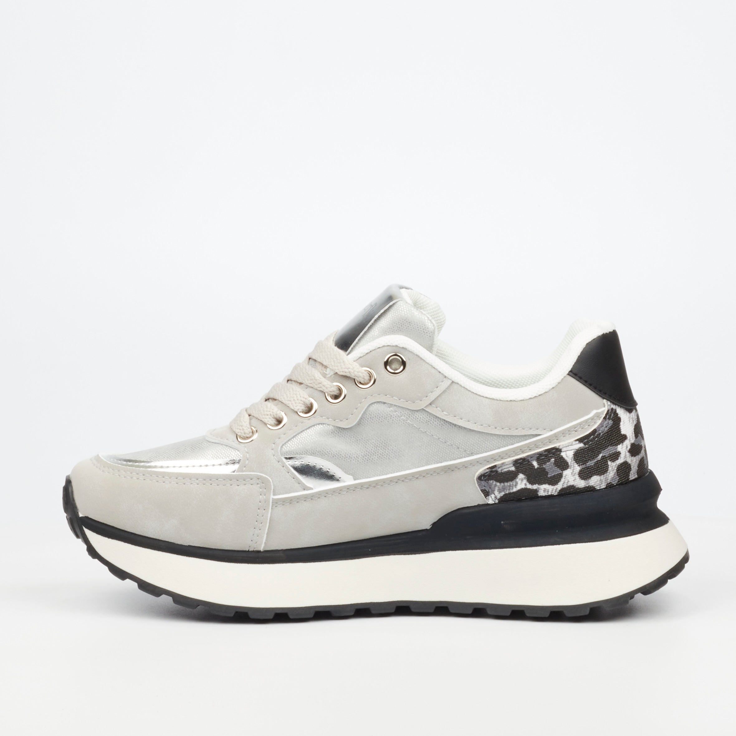 Butterfly Feet Ladies Rio 6 Faux Suede Upper Sneaker/Tekkie