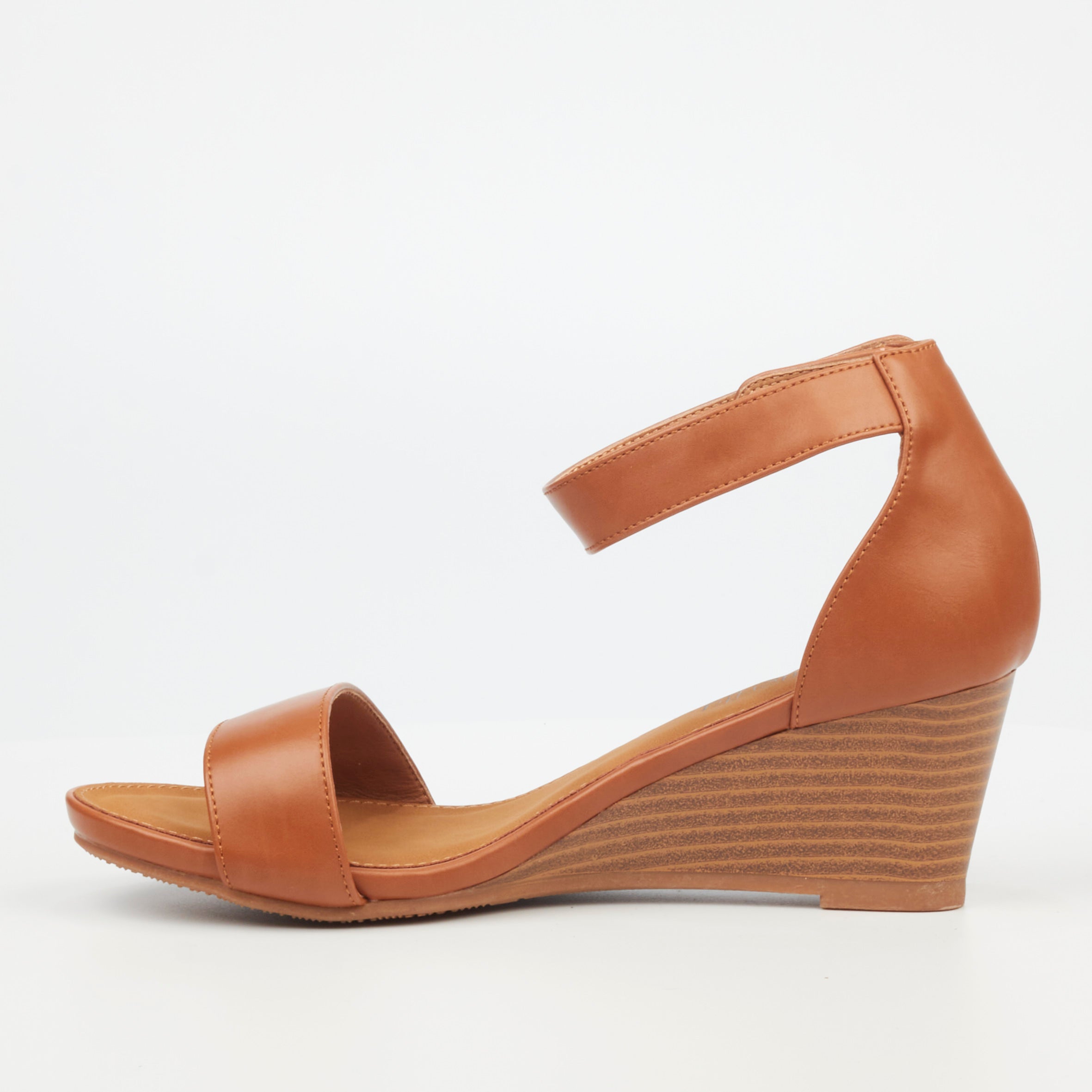 Butterfly Ladies Shani 5 Wedges - Shoes
