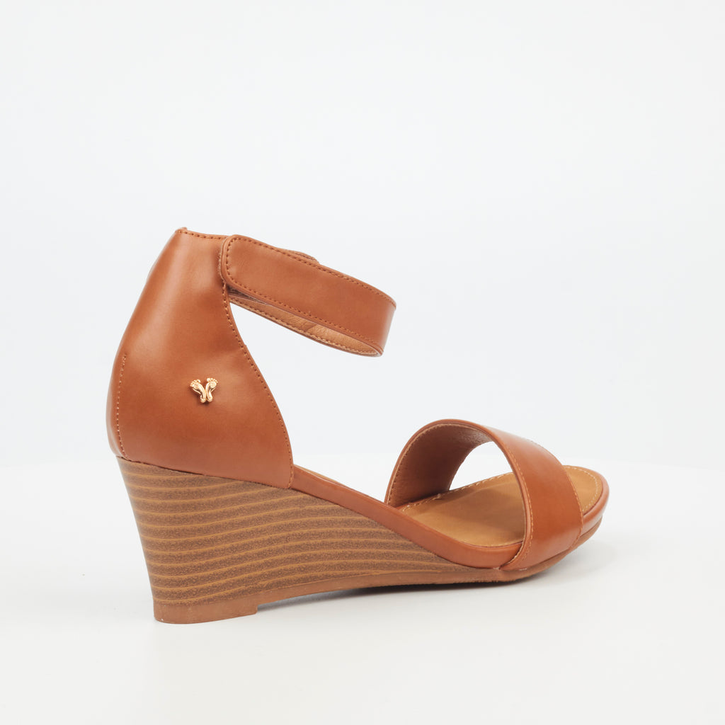 Butterfly Ladies Shani 5 Wedges - Shoes