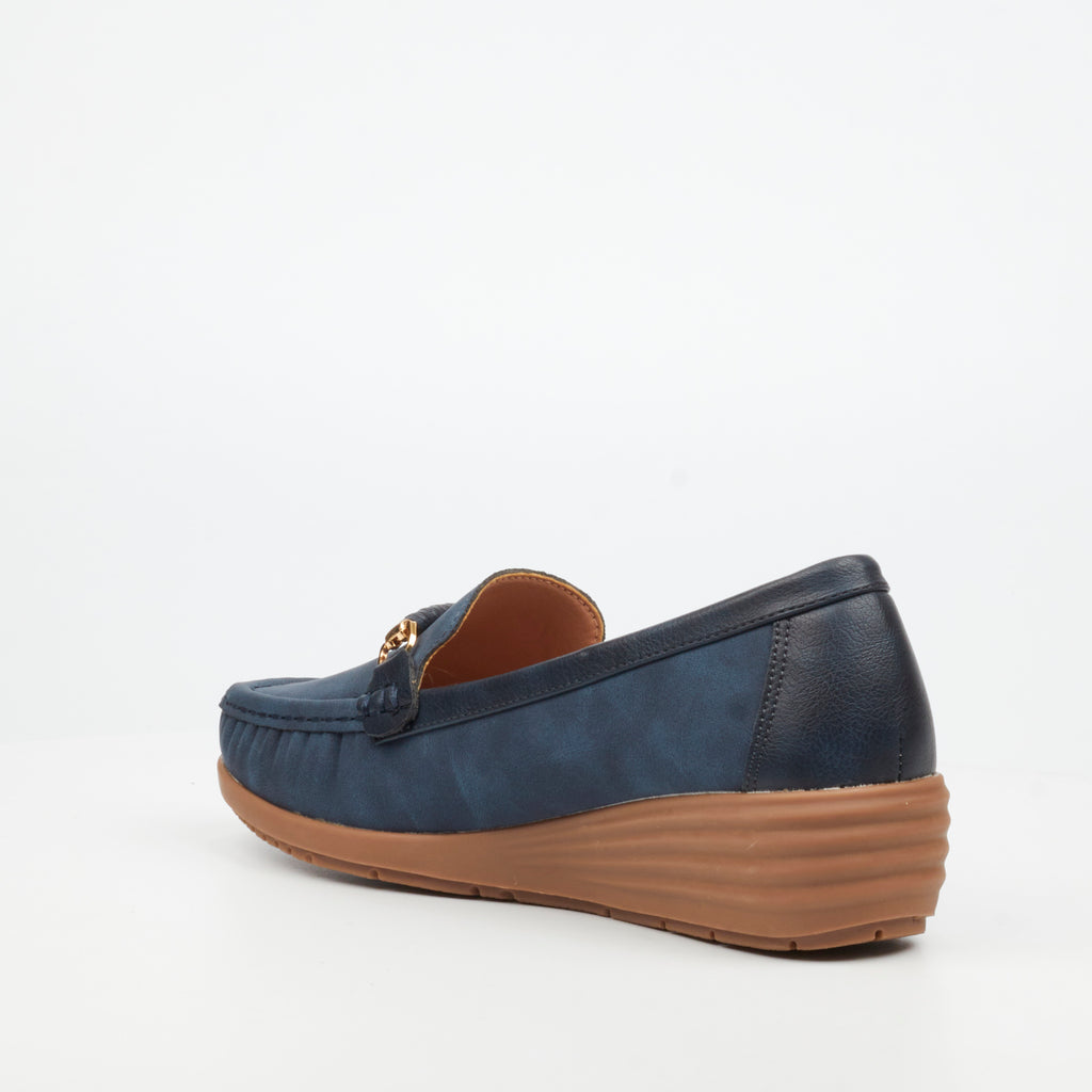 Butterfly Ladies Zeldi1 Faux Nubuck Low Wedges