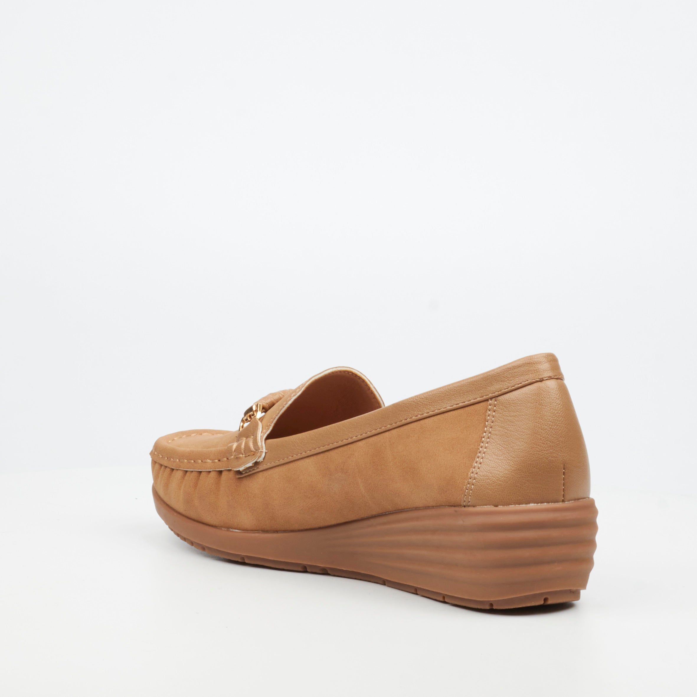 Butterfly Ladies Zeldi1 Faux Nubuck Low Wedges