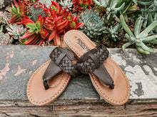 Load image into Gallery viewer, Rocky Ladies Leather Sandals
