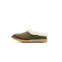 Load image into Gallery viewer, VELDSKOEN SLIPPER (LINED WITH SHEEPSKIN - LEATHER SLIPPER)
