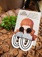 Load image into Gallery viewer, Accesories - Earings
