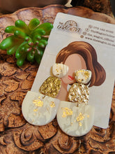 Load image into Gallery viewer, Accesories - Earings
