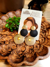 Load image into Gallery viewer, Accesories - Earings
